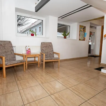 Maxim Guest house